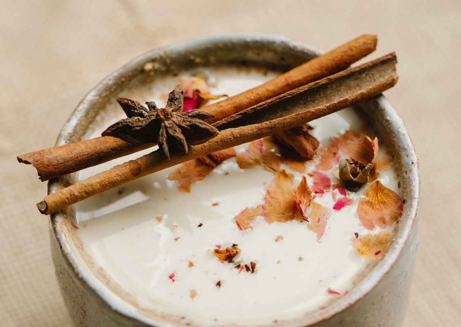 Chai Latte Rezept – aromatischer Tee in Tasse